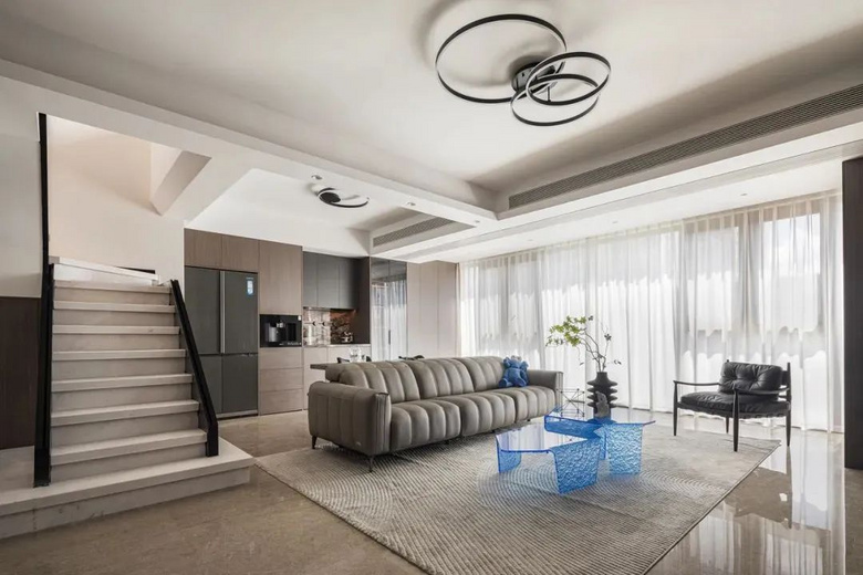 �����Ƥľ�Ҿ���α�����