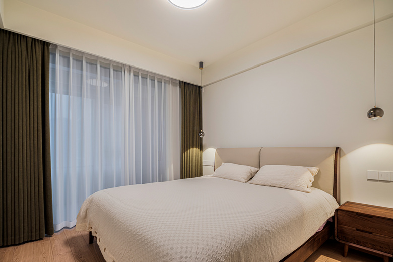 װ�޺�һ������ȫ���мҾߣ��Һ���ˡ���