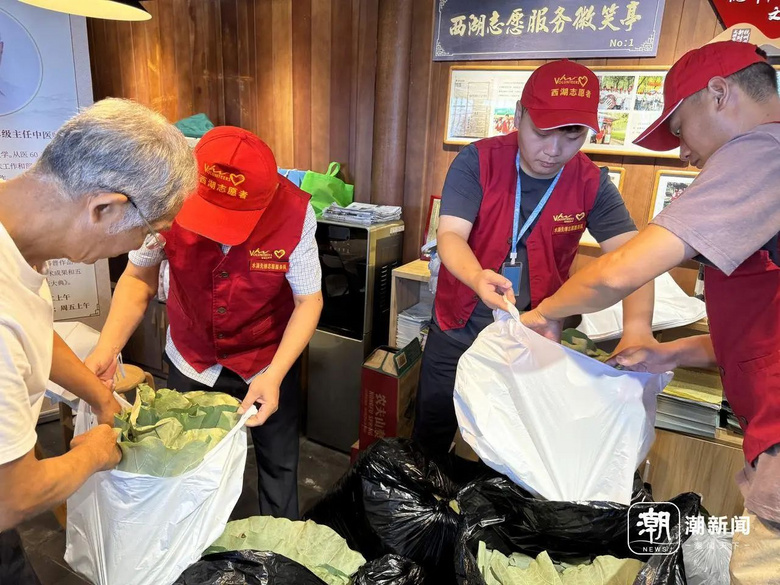 凌晨3點(diǎn)就來西湖排隊(duì)!今早大批杭州人出動!10元一份