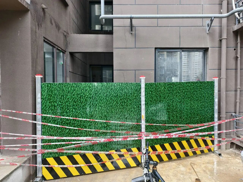 11歲男孩小區(qū)內(nèi)捉迷藏時墜井身亡,居民:小區(qū)內(nèi)還有其他深井