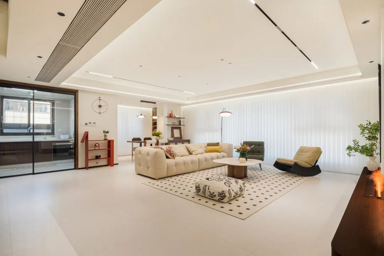 ȫ�ݶ�����Щ�����ױ����Ե�ϸ�ڣ���ʵ������Ҫ��