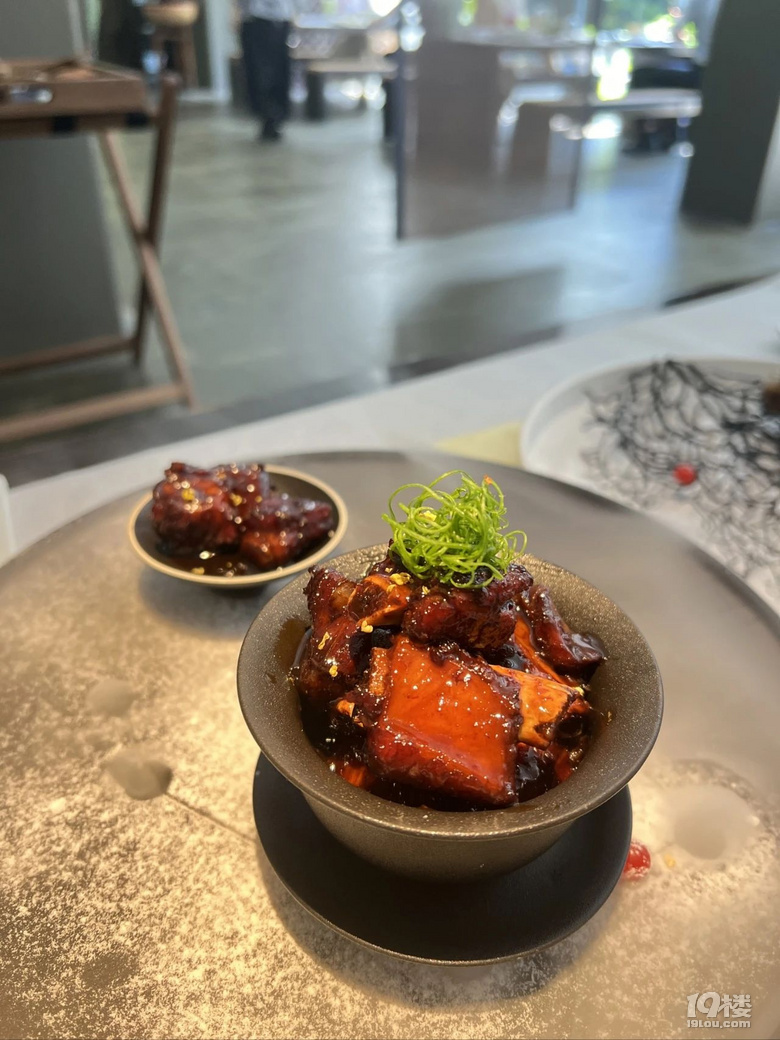 打卡米其林一星,一席風(fēng)雅宴,為情緒價值買單