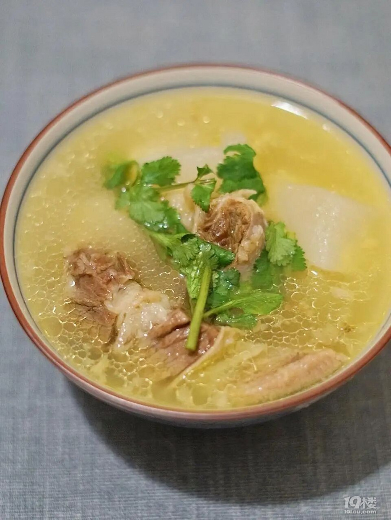 蘿卜燉牛腩