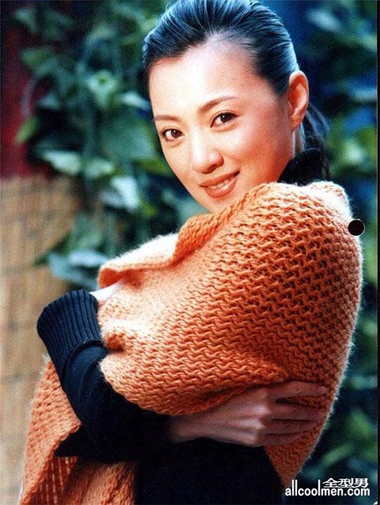 八卦田 - 春晚冯巩小品《暖冬》靠美女搭档金玉