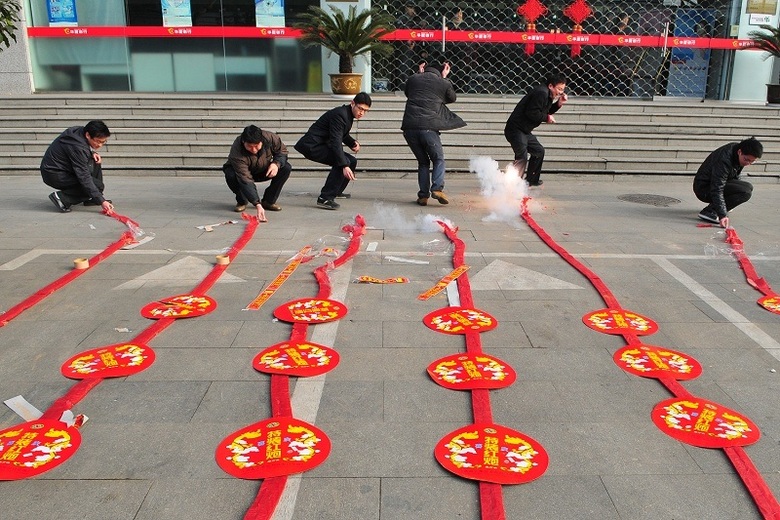 正月初七:开门炮 好开头