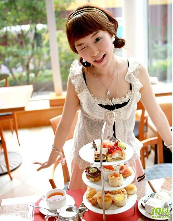 ~~ 韩国代购QNG ~~