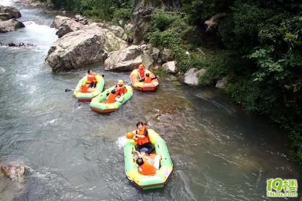 转葫芦湾生态漂流历险记