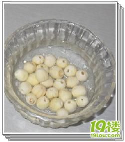 教大家几款怎样做雪蛤:怎样选雪蛤:怎样祛除雪蛤的腥味:附图片
