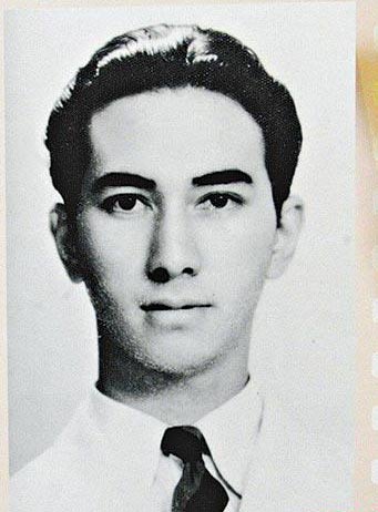 赌王何鸿燊年轻的时候很帅么