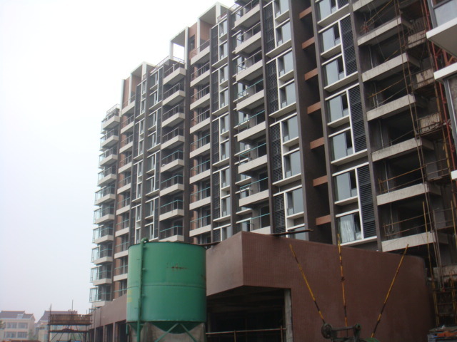 截止8月2号完成情况:四层楼面找平完