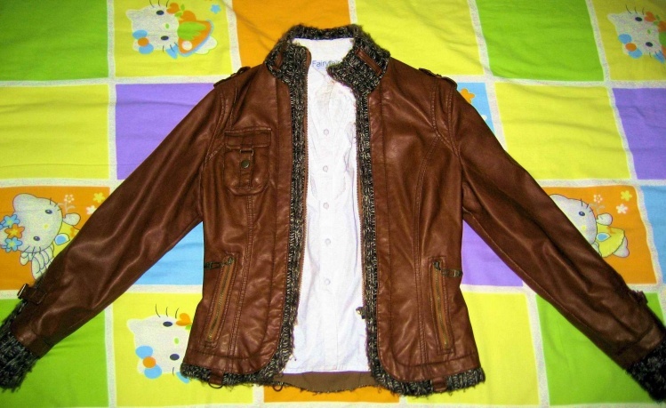 艾格羊毛大衣,水洗皮皮衣,卫衣等换超市卡,新加