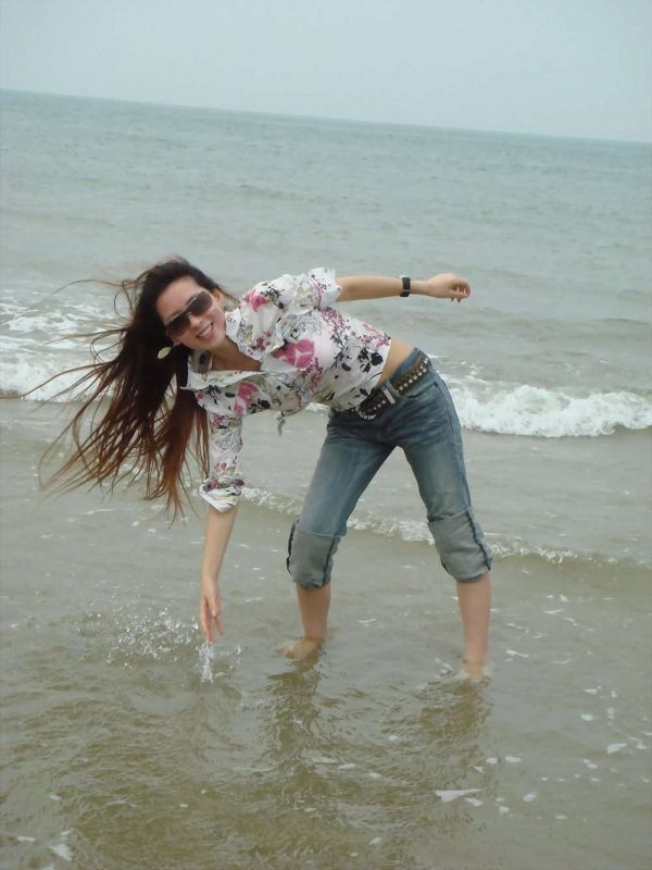 我们回忆夏天---海边嬉戏-美女-手机随手拍-杭州19楼