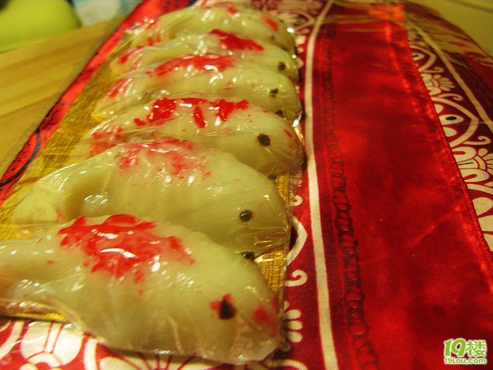『LULU的新厨房』年菜系列·年夜饭不可缺少的点缀——鲤鱼年糕。