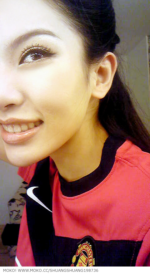 潘霜霜的胸围 小舒淇潘霜霜 潘霜霜博客-八卦田