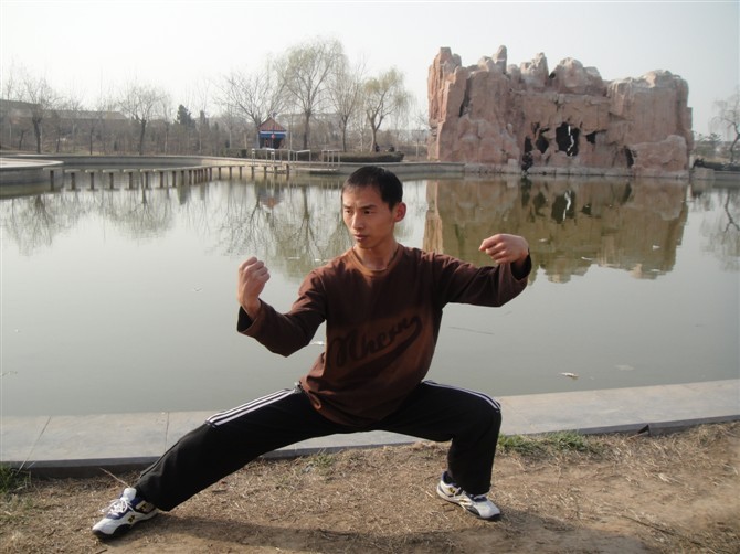 杭州静兰瑜伽馆招聘聘太极拳普拉提民族舞芭蕾