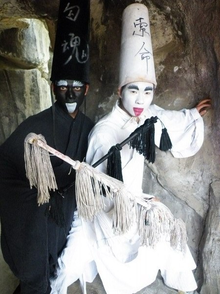 清明节去宋城玩鬼呢