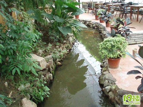 "游农家园,品农家菜,干农家活,享农家乐"--绍兴山娃子农庄