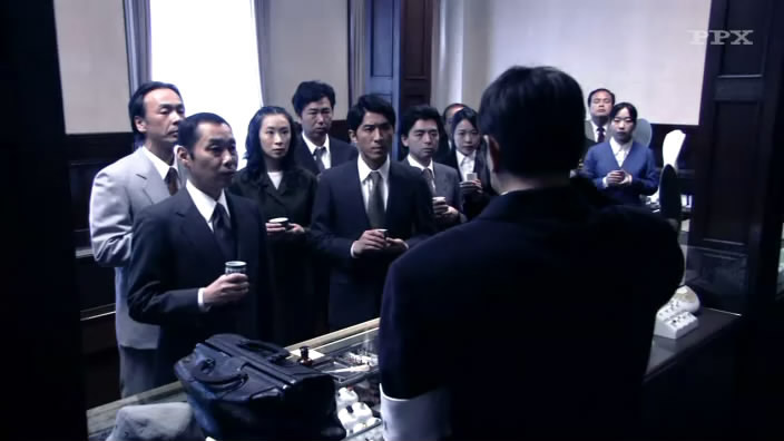 【贴图看电影】《恶魔吹着笛子来》开播中。终