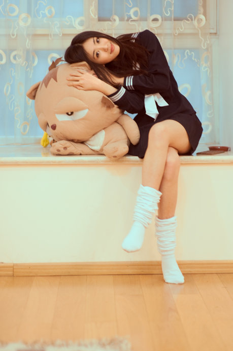 地铁中的清秀胡辰mm