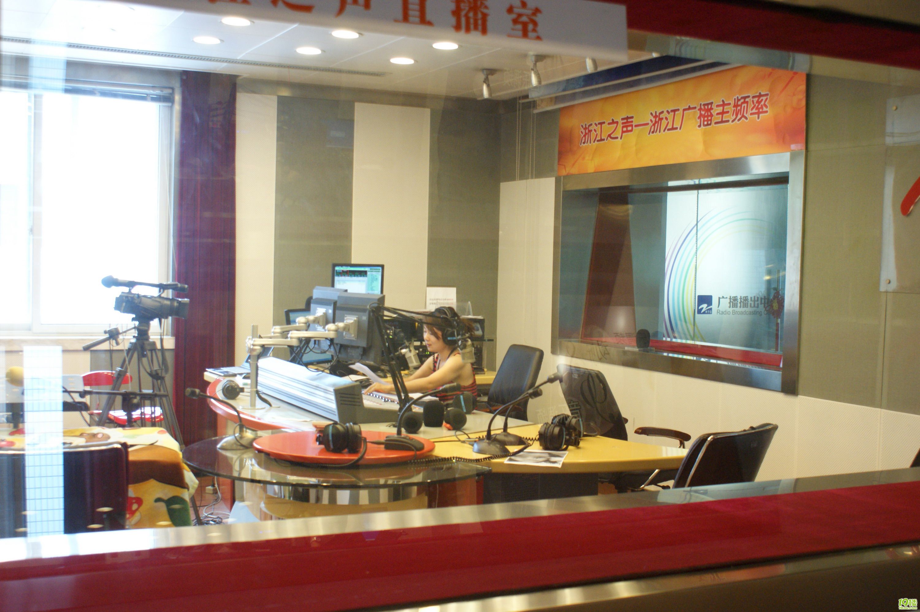 广播电台杭州图片