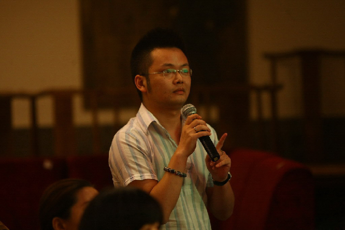 【1队】郭德纲弟子为打人道歉 现场喊冤(高清