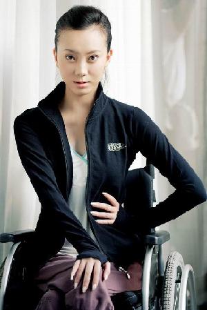 張藝謀虧欠一生的80后美女舞后(圖)