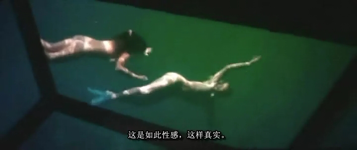 图解电影枪版 《食人鱼》完结(精简版)