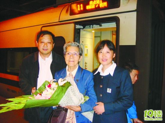 中法版“山楂樹之戀”女主角現(xiàn)身母校,追憶50年后再續(xù)的跨國戀情