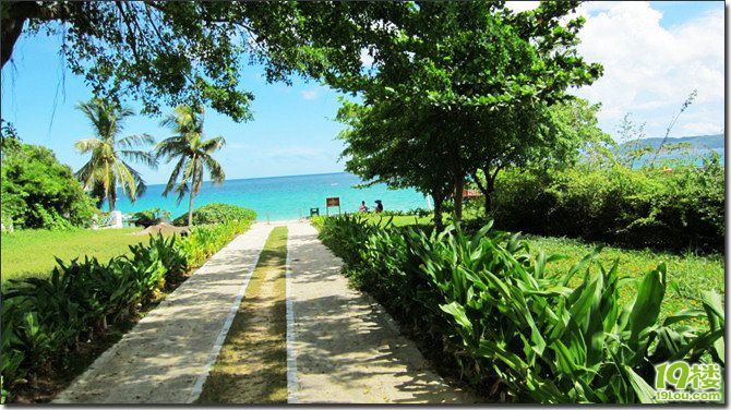 三亚那片蓝色海洋--我是男猪脚