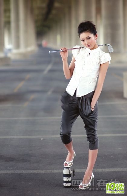 尔夫球队成立 众多富豪捧场(图)-早知道-杭州1