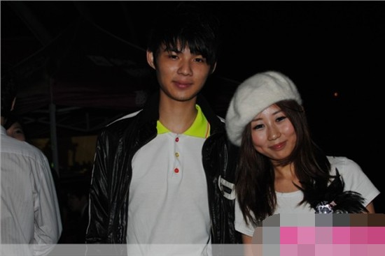 转帖】台湾高中生性爱自拍视频《熊熊历险记》