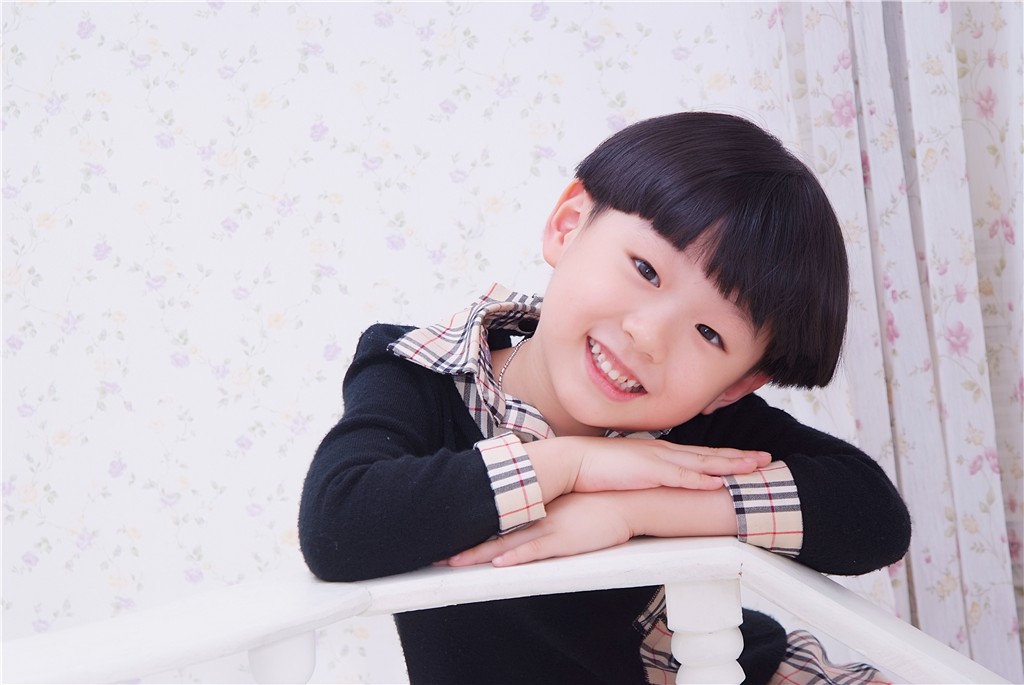 希望之星——我是小小代言人____ 金一鸣 __ 一鸣惊人