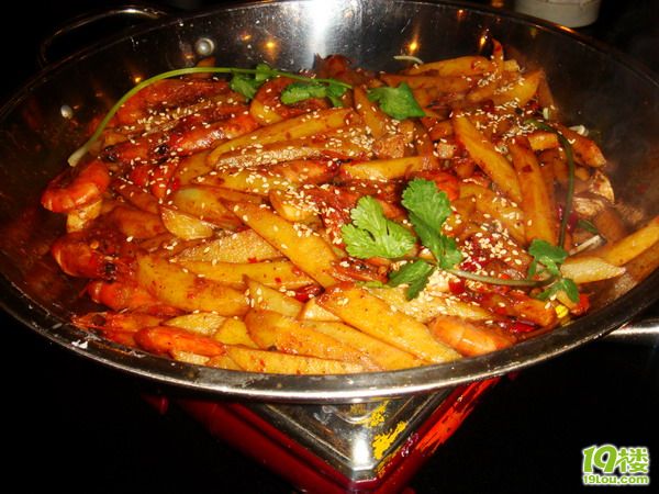 【8隊(duì)】小貓美食體驗(yàn)之旅—昆明、大理の美食如鮮花一樣繁多