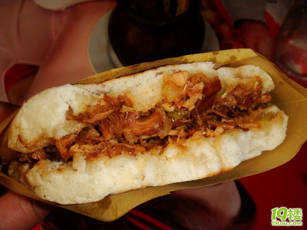 【8隊(duì)】小貓美食體驗(yàn)之旅—昆明、大理の美食如鮮花一樣繁多