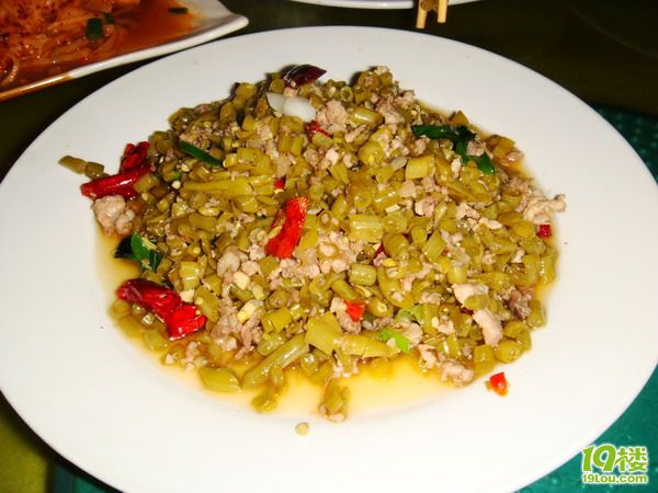 【8隊(duì)】小貓美食體驗(yàn)之旅—昆明、大理の美食如鮮花一樣繁多