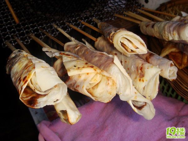【8隊(duì)】小貓美食體驗(yàn)之旅—昆明、大理の美食如鮮花一樣繁多