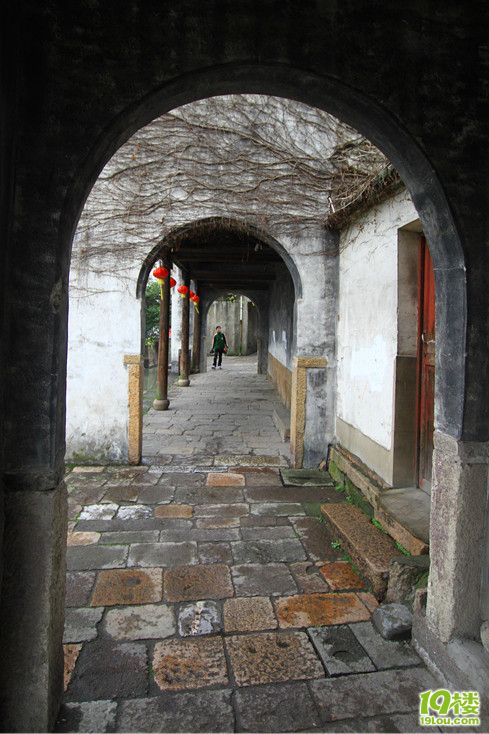 杭州黄龙旅游集散中心到德清旅游集散中心免费