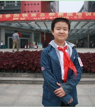 中国少先队武汉市总队长黄艺博霸气外露多图
