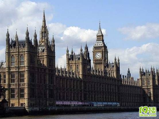 伦敦三日游--追随威廉王子和凯特的恋爱脚步!-