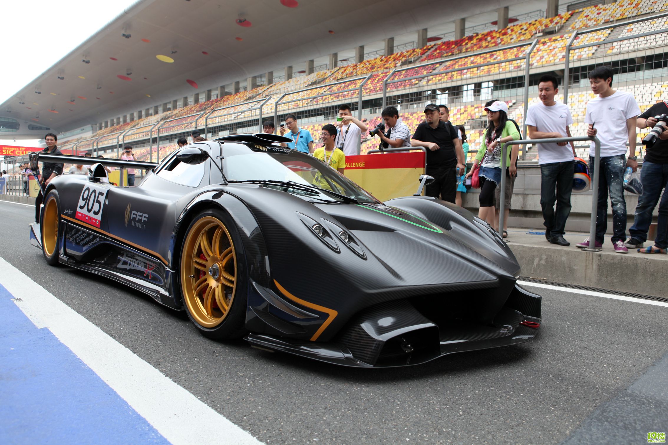 晒几张在上海超跑嘉年华拍的照!-荣威350车友会-杭州19楼