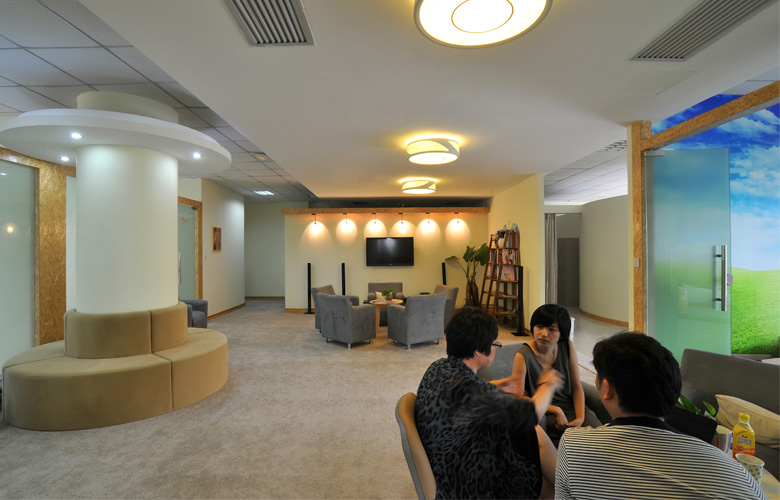 FORKISS孕妈妈俱乐部--给您从未有过的呵护!