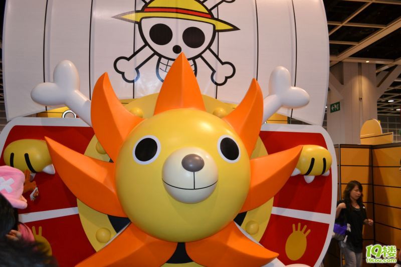 香港漫展千人连夜排队 台风难挡动漫迷热情(图