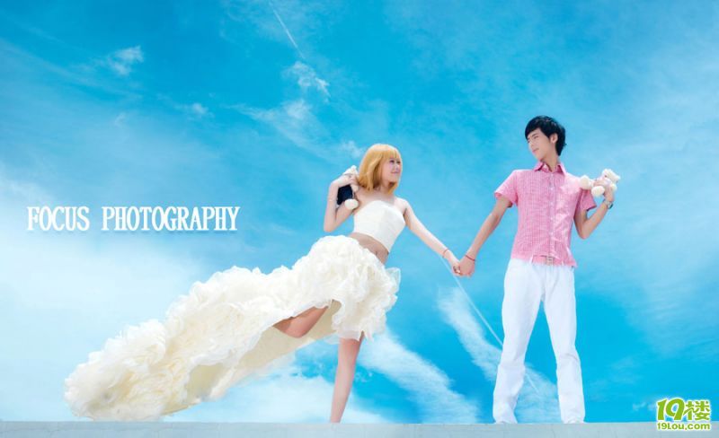 我想就这样牵着你的手不放开,简简单单爱。HO