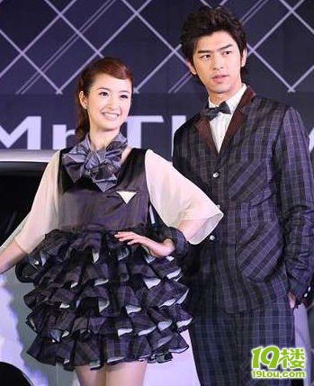 林依晨拍床戏主动挑逗陈柏霖 与男友吵架被拍