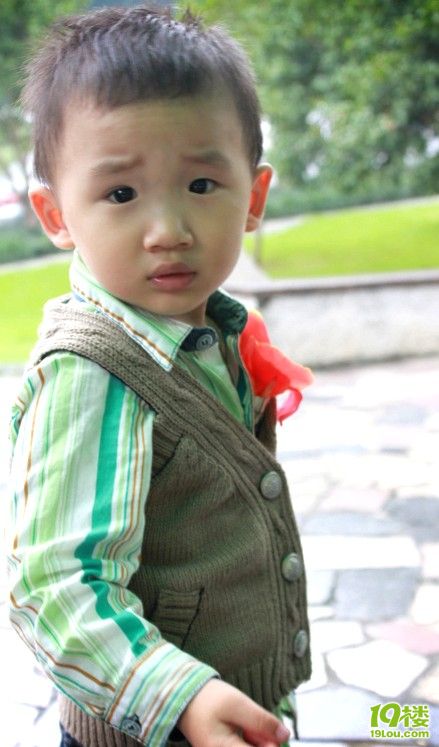 【绅华府·小小绅士】--超级另类小绅士