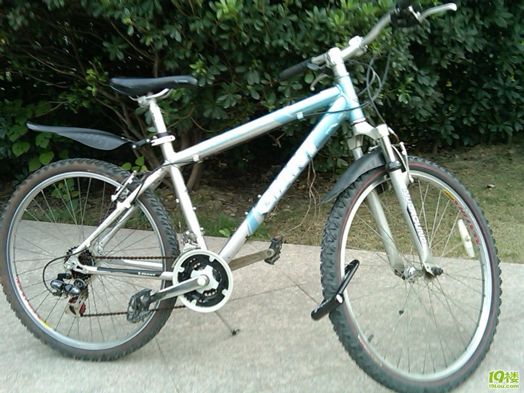 转让新款捷安特oyea2.0铝合金山地自行车(作废)