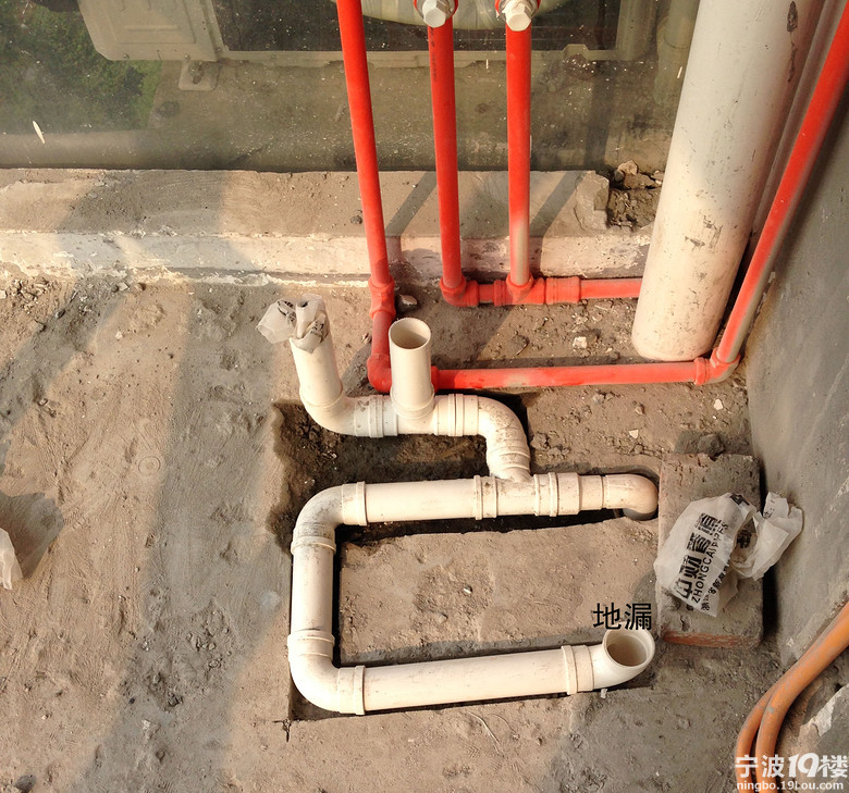 求助这样的阳台下水和地漏路线是否会产生反水