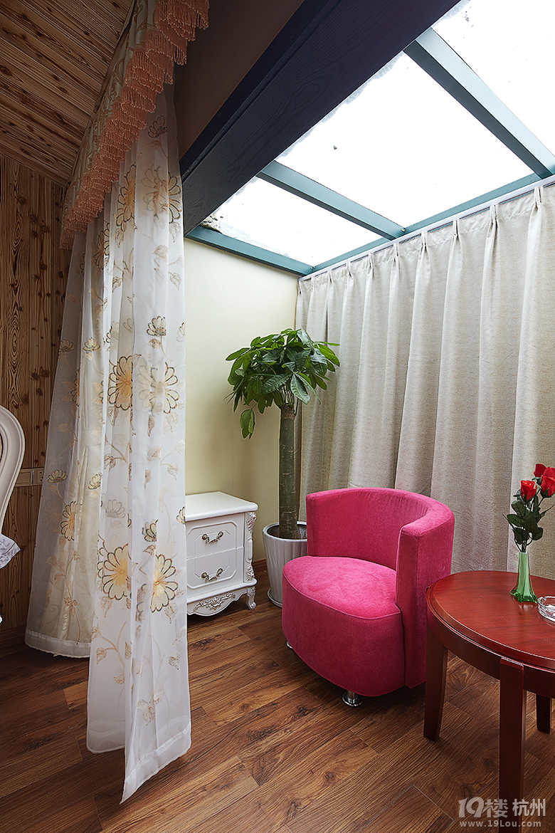 棚顶装修效果图 好阳台怎么能没有好顶棚?