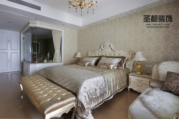 ��ŷʽ�¹ŵ䡿�޳��ַ�180��