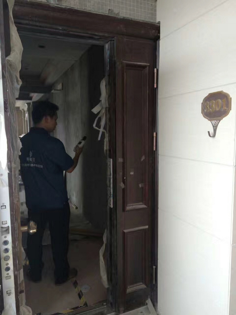终于解决了房间温度高噪音大的问题